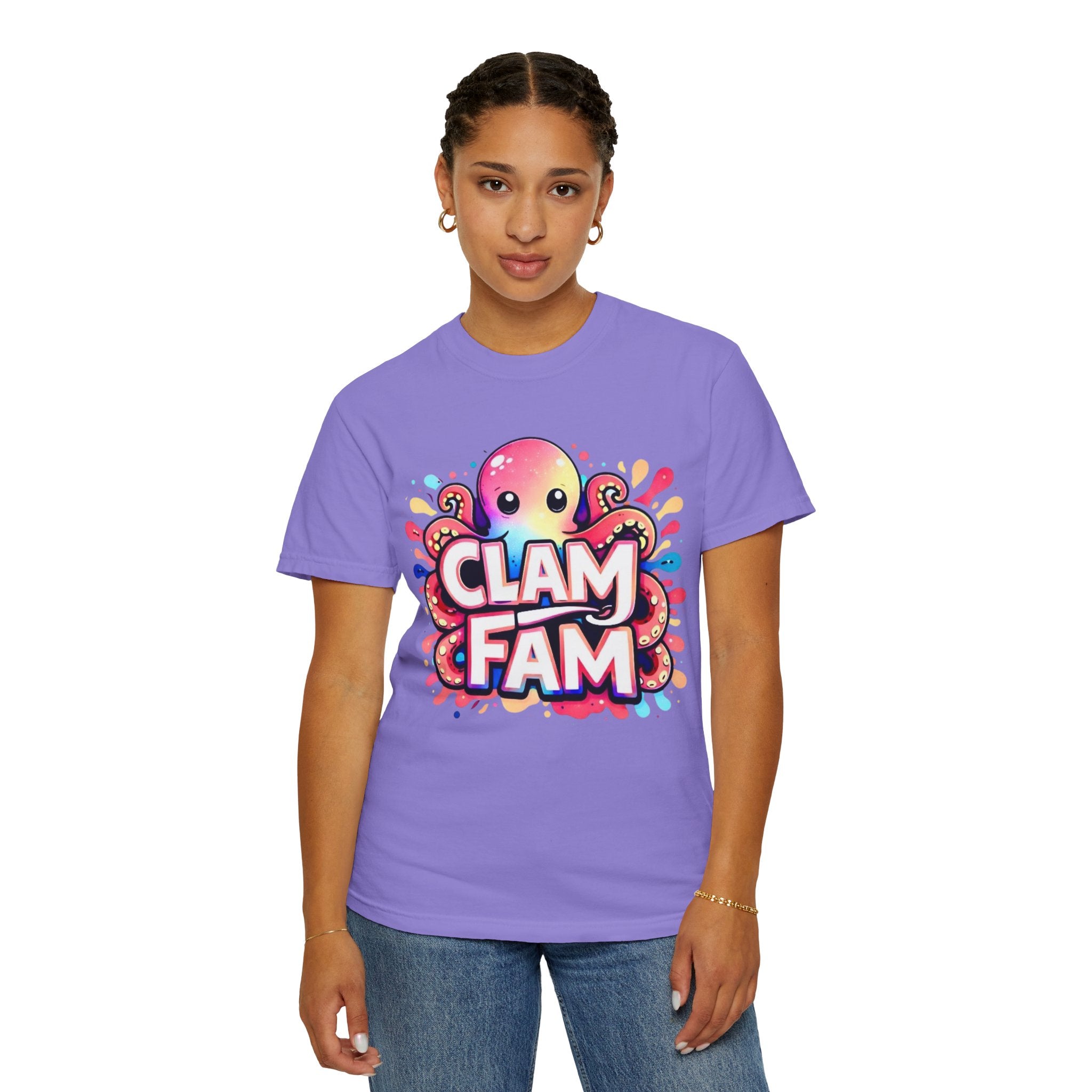 NEW Clam Fam T-Shirt